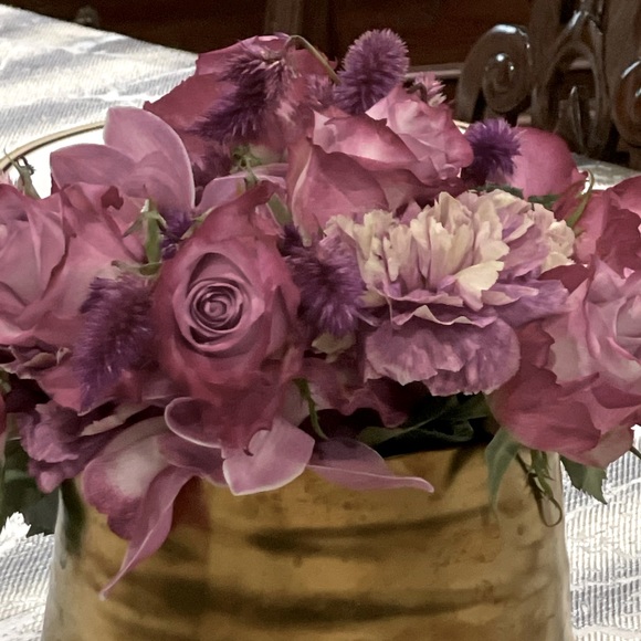 Meet your Posher, Lara - Picture 1 of 1